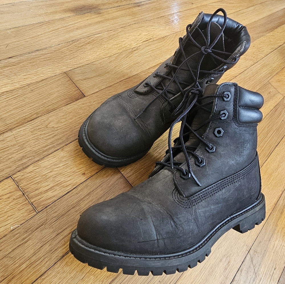Women's Timberland Waterville 6inWP Boot Medium Nubuck